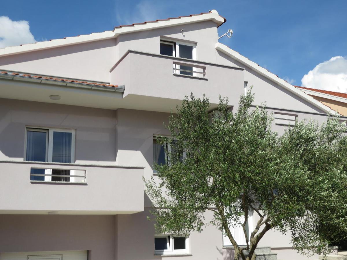 M&L Holliday Home Biograd Na Moru Ngoại thất bức ảnh