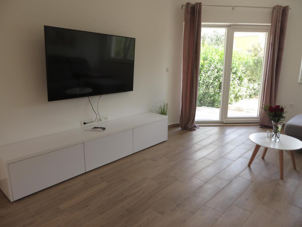 M&L Holliday Home Biograd Na Moru Ngoại thất bức ảnh