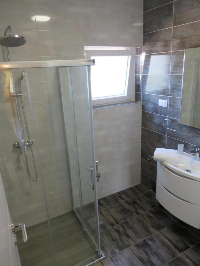 M&L Holliday Home Biograd Na Moru Ngoại thất bức ảnh