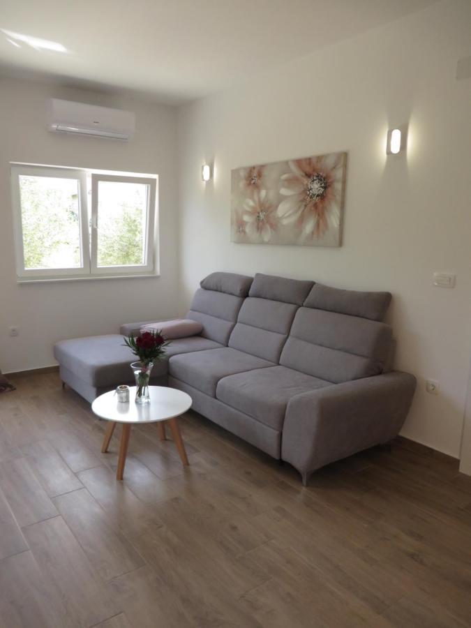 M&L Holliday Home Biograd Na Moru Ngoại thất bức ảnh