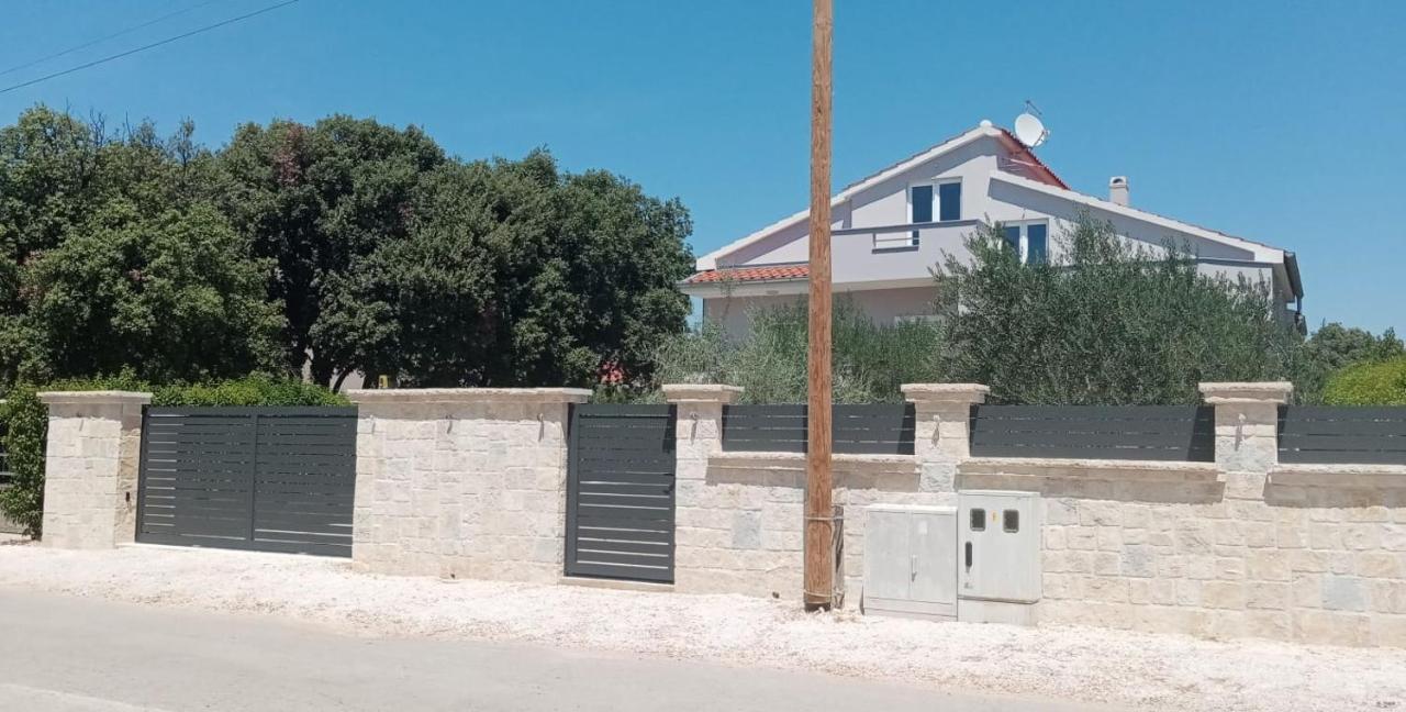 M&L Holliday Home Biograd Na Moru Ngoại thất bức ảnh